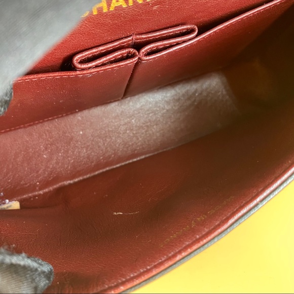 Chanel 24K Gold Classic Flap medium size - Picture 13 of 16